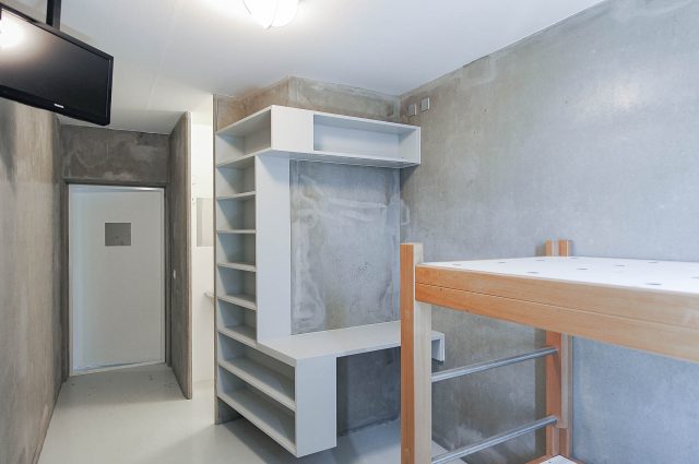 96 prostorových modulů dodaných pro „Prison Champ Dollon“ v Ženevě