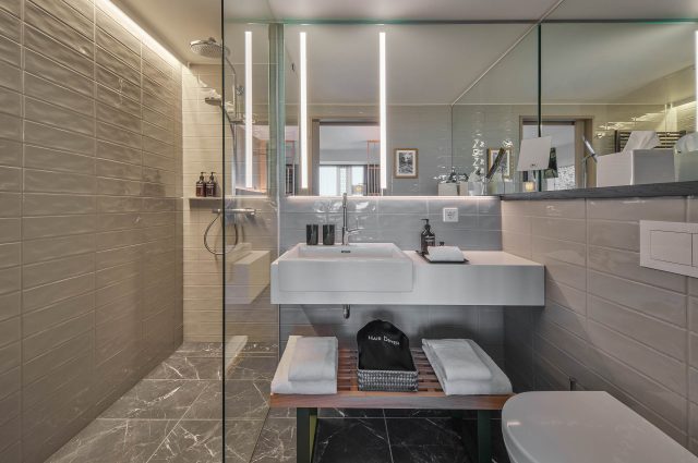 179 prefabricated bathrooms for the Adina Hotel Munich